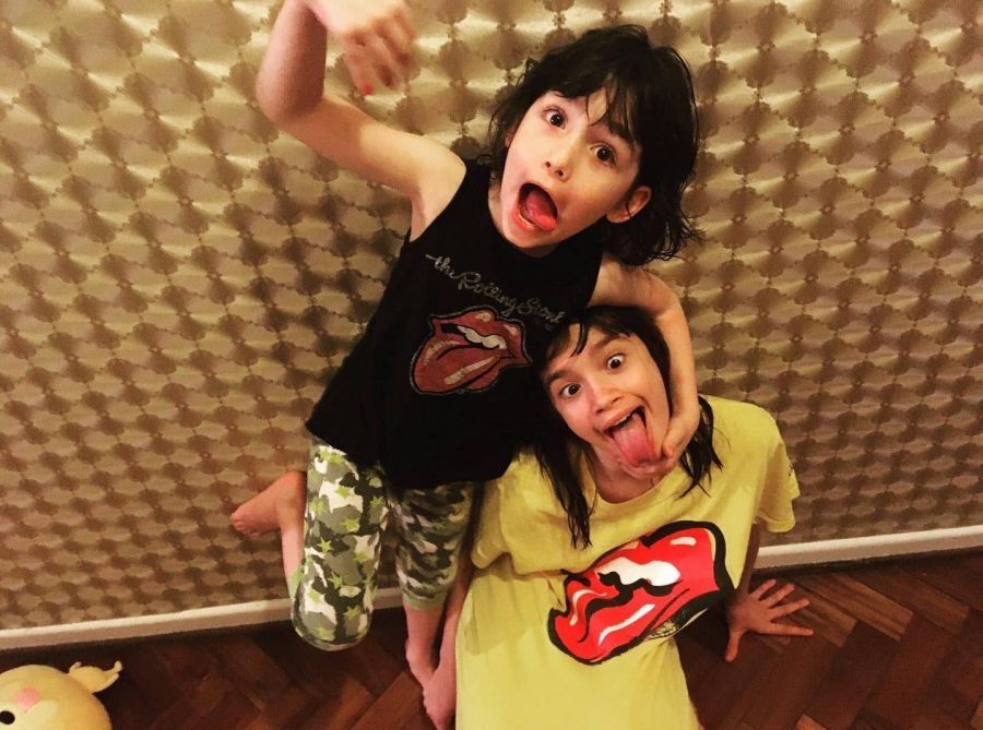 SOFIA GALA ES MADRE DE DOS NIÑOS.