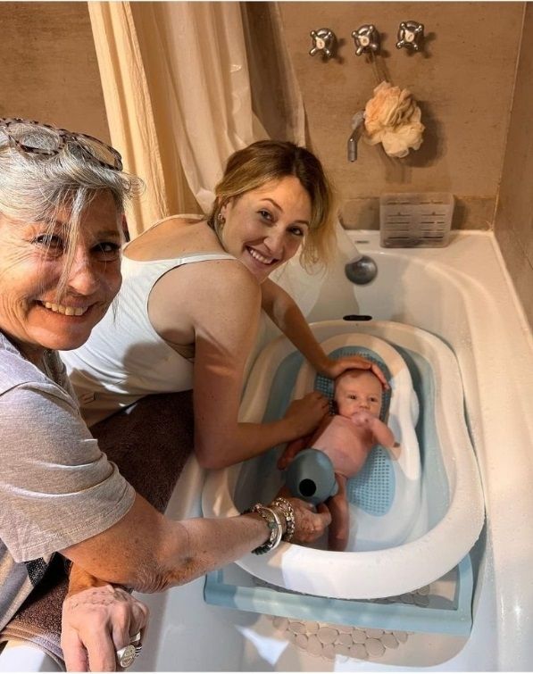 Micaela Viciconte y Marcela Pierrere.