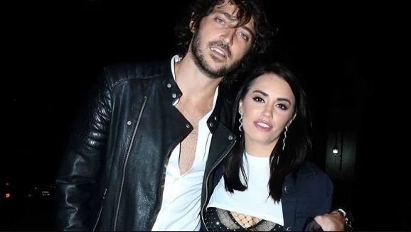 Lali Espósito y Santiago Mocorrea.