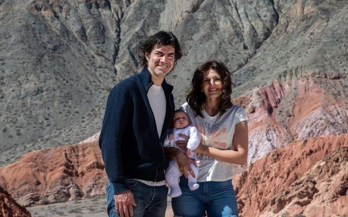 Isabel Macedo, Juan Manuel Urtubey y Julia.
