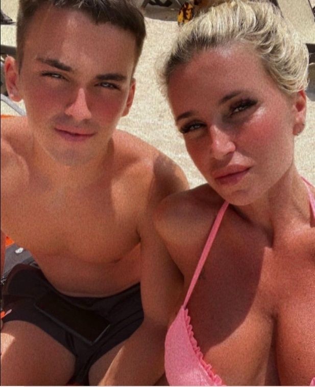 Florencia Peña y su hijo Juan.