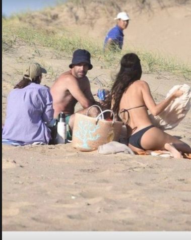 Zaira fotografiada con Pieres en Punta del Este