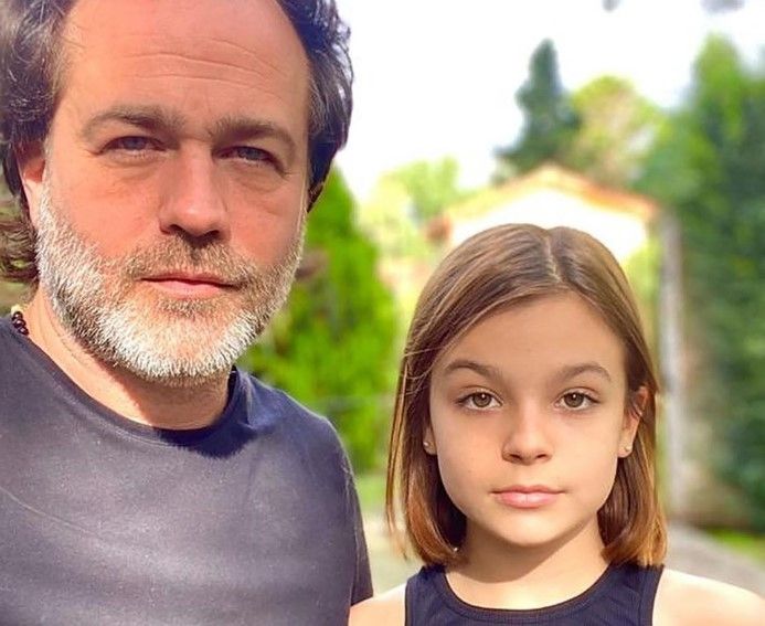 Gastón Pauls junto a su hija. (Foto: Instagram)