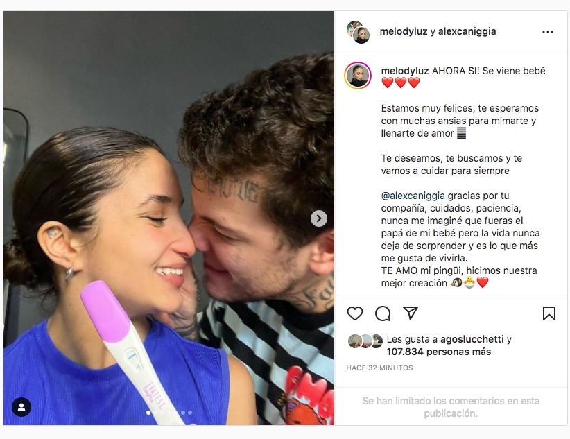 Alex comunicó el embarazo