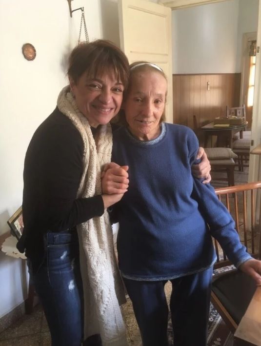 Marcela Feudale y su madre. 