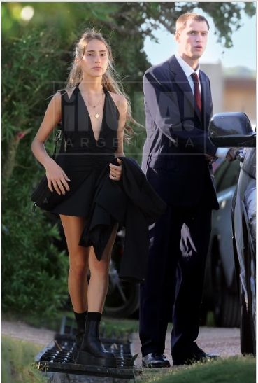 Ambar y su novio. Fotos: Revista Hola.