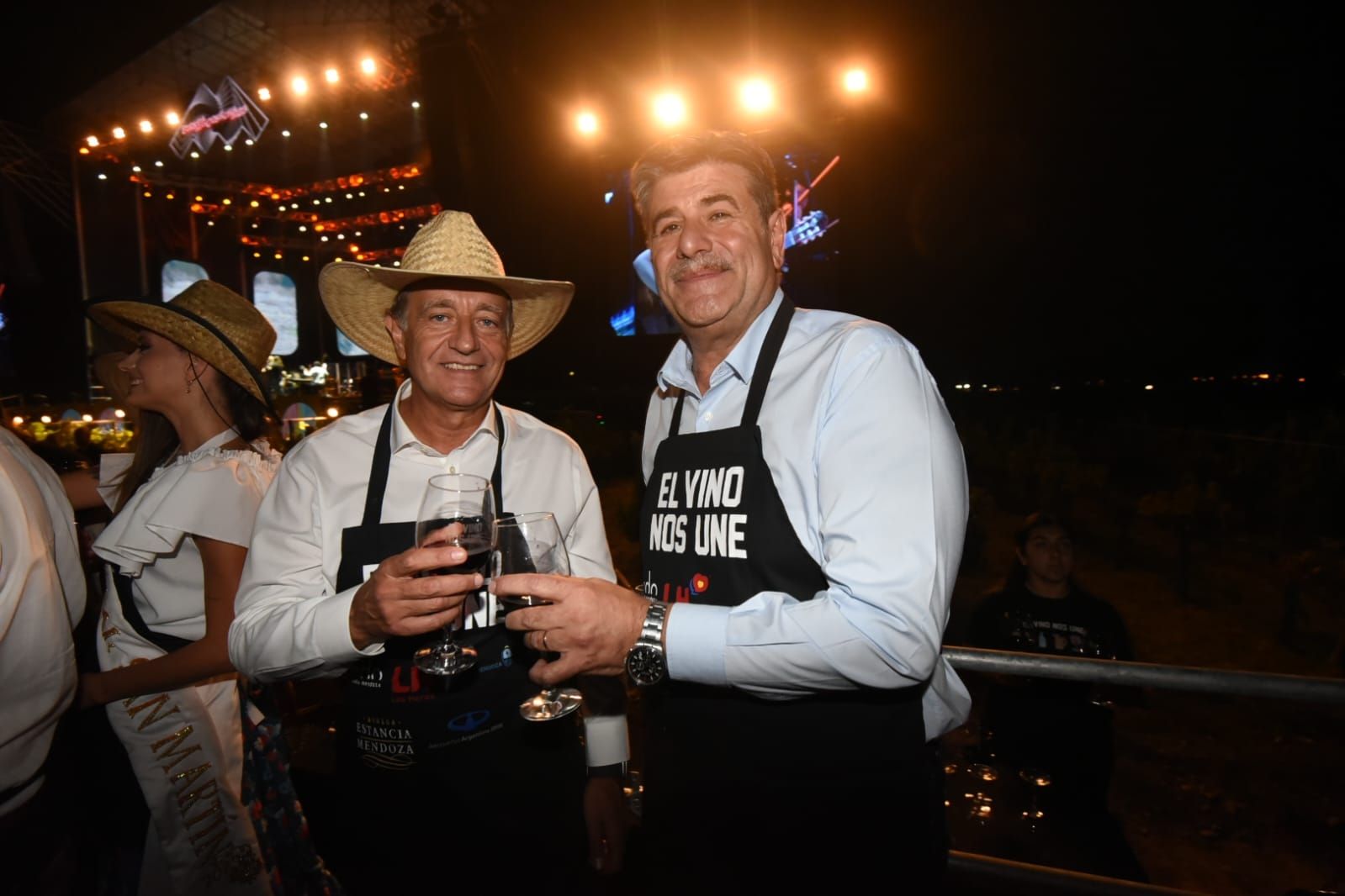 Rodolfo Suarez y Mario Abed en la Fiesta de la Cosecha