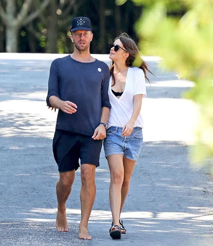 Chris Martin y Dakota Johnson