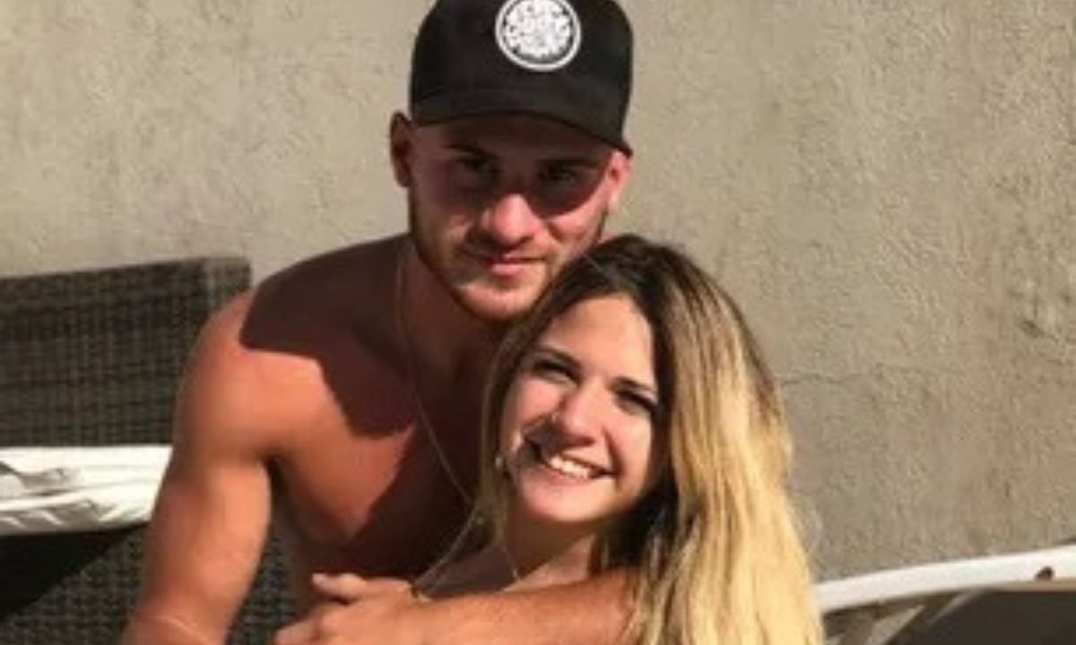 Alexis Mac Allister y su nueva novia