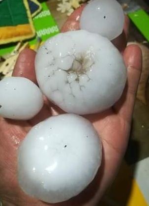 Otra vez cayó piedra en el Este. Fotos: Facebook Tormentas Mendocinas
