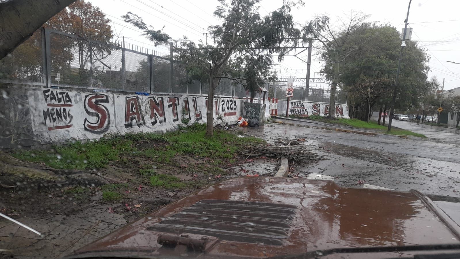 Pintadas de Diego Santilli en la provincia de Buenos Aires
