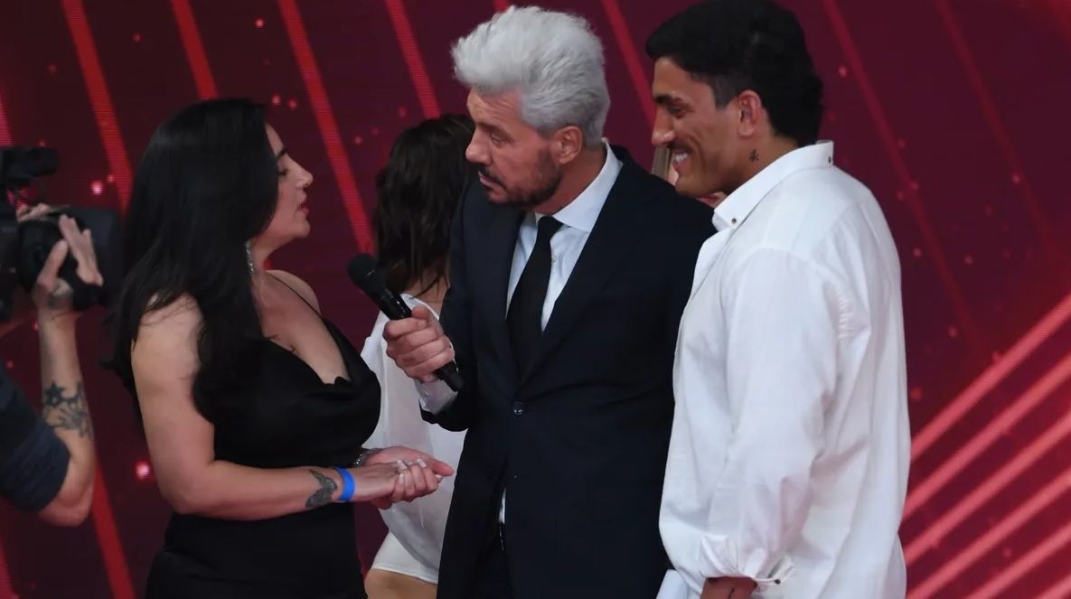 Gisela Gordillo, Marcelo Tinelli y Tomás Holder. 