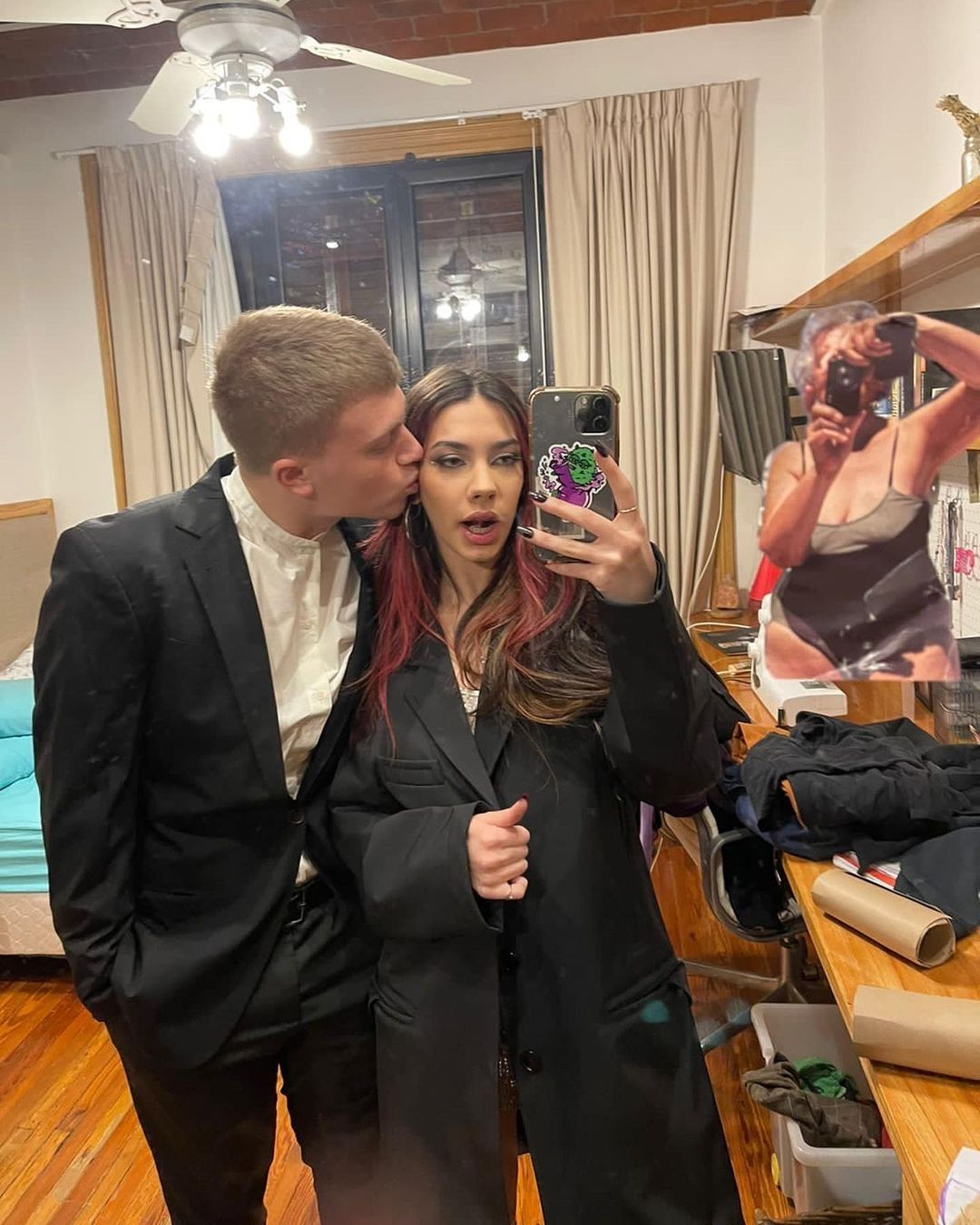 Morena Echarri y Camilo Slavich.