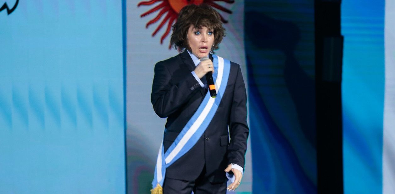 Fátima Florez imitando a Javier Milei. 