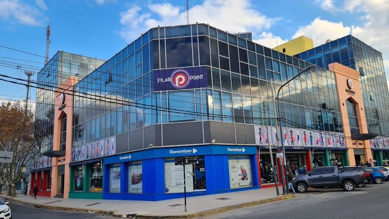 El trágico hecho ocurrió en el centro comercial Pilar Point