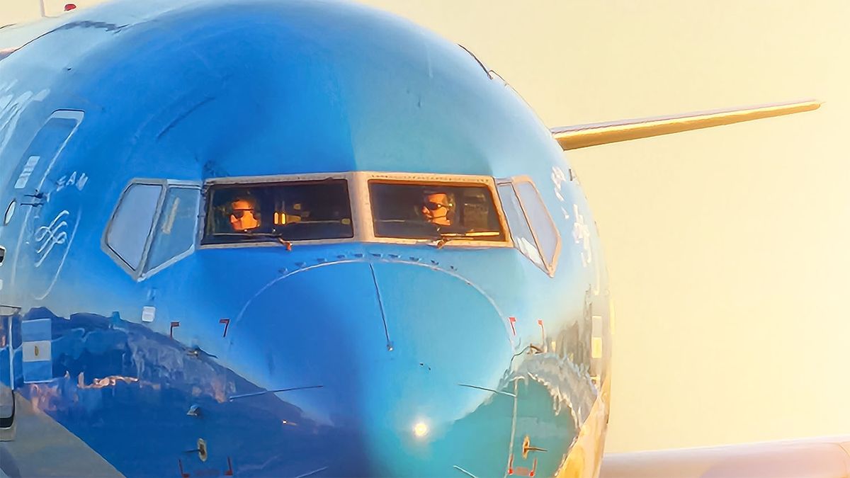 Cambios en la aviación: el Gobierno formalizó nuevas reglas para pilotos, instructores y escuelas