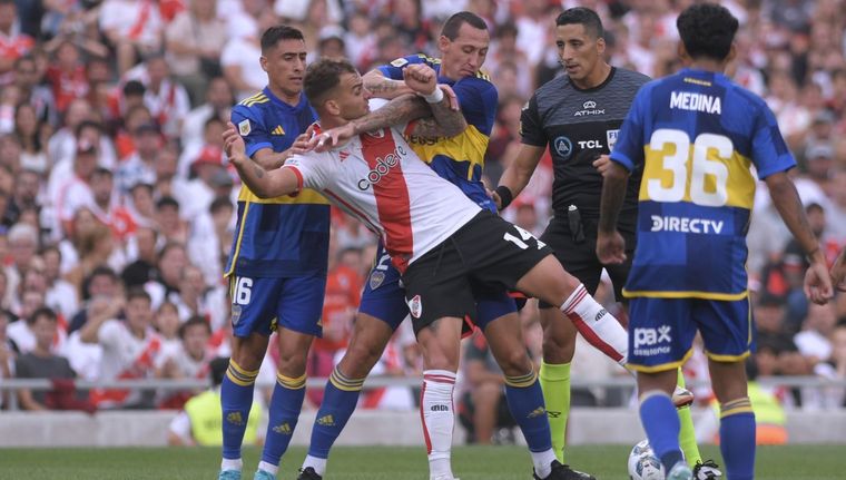 Un futbolista de Boca, que no es tenido en cuenta por Russo, rechazó la propuesta de la dirigencia de rescindir su contrato.
