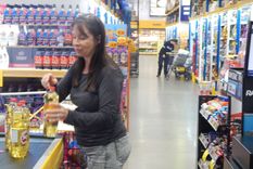 Cada vez es más conveniente ir de compras a Brasil y hasta trabajar en el país vecino, donde se puede llegar a duplicar el ingreso.