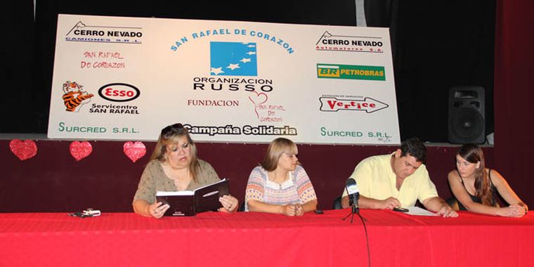 María Inés Riva, Karina Russo, Guillermo Russo y Gisela Montoya