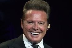 Luis Miguel pasó unos días de vacaciones con Paloma Cuevas y sus hijas.