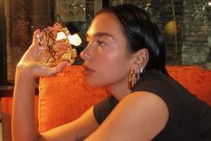 Dua Lipa En lo más alto. Foto: @dualipa