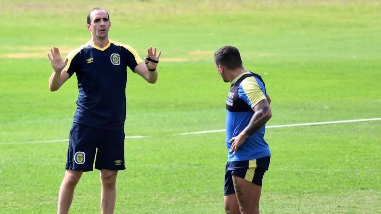 Somoza y Vecchio durante la práctica de Central. Foto: Rosario Plus