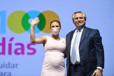 nacio el hijo de alberto fernandez: la insolita frase del parte medico que genero burlas y memes