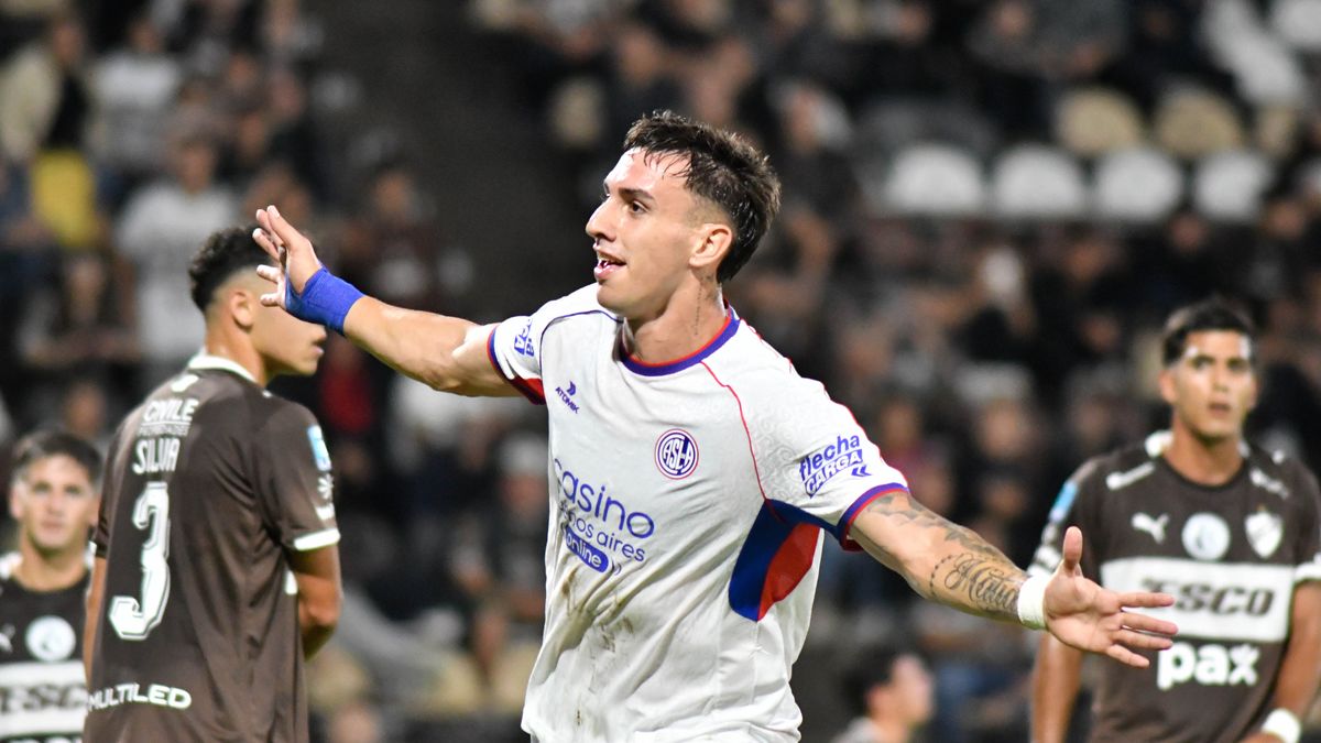 San Lorenzo derrotó 1-0 a Platense con un cabezazo de Rodrigo Auzmendi y acaricia los playoffs