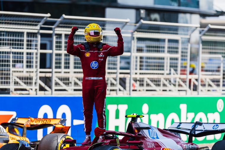 El año pasado, Lewis Hamilton se quedó con la carrera sprint del Gran Premio de China de la Fórmula 1. El año pasado, Lewis Hamilton se quedó con la carrera sprint del Gran Premio de China de la Fórmula 1.