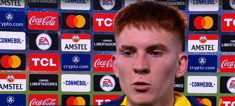 El Colo vivió un inédito momento tras la victoria de su equipo. Foto: Captura