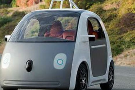 El auto de Google que se maneja solo deberá tener volante y pedales