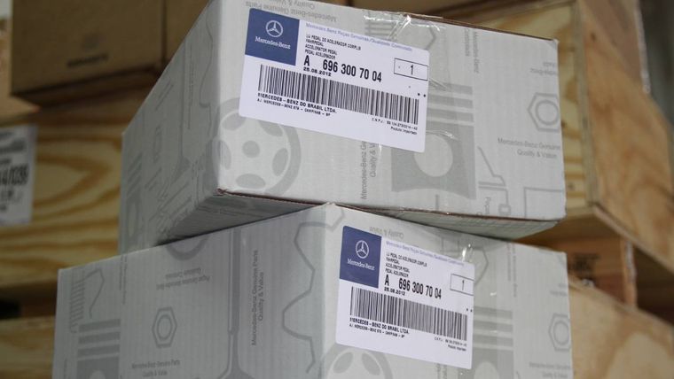 Mercedes Benz Camiones y Buses Centro Logistico
