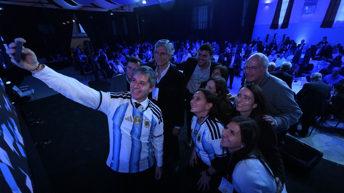 ACDE llamó a competir en el mundo sin perder el foco en las 