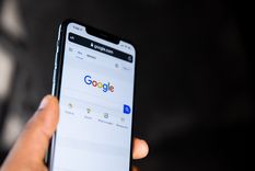 Puedes desactivar el micrófono para Google Foto: Unsplash