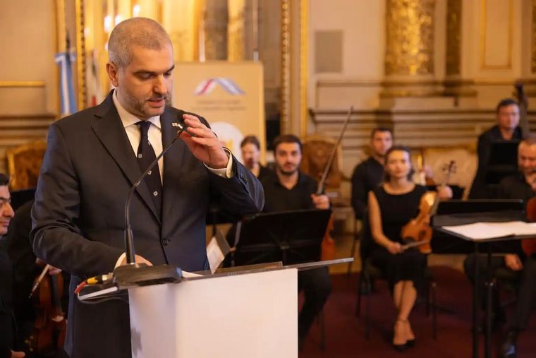 El Embajador de Georgia en Argentina, Gvaram Khandamishvili. El Embajador de Georgia en Argentina, Gvaram Khandamishvili.