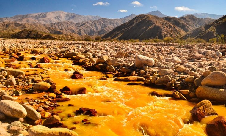 El Arroyo Amarillo es uno de los fenómenos naturales de La Rioja Foto: Argentina Turismo