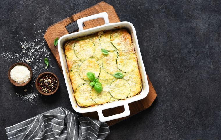 Esta receta de gratinado se puede preparar con anticipación y calentar justo antes de servir, sin perder sabor ni textura. Esta receta de gratinado se puede preparar con anticipación y calentar justo antes de servir, sin perder sabor ni textura.