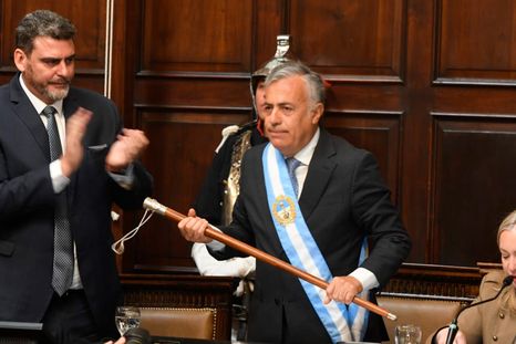 El gobernador de Mendoza, Alfredo Cornejo, lidia con una caída de recursos de coparticipación y recaudación local. El gobernador de Mendoza, Alfredo Cornejo, lidia con una caída de recursos de coparticipación y recaudación local.