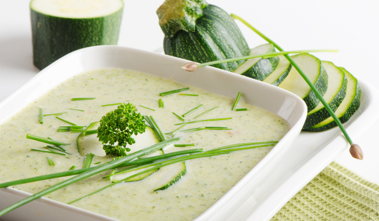 Crema de calabacín: la mejor opción ligera y nutritiva Foto: Shutterstock