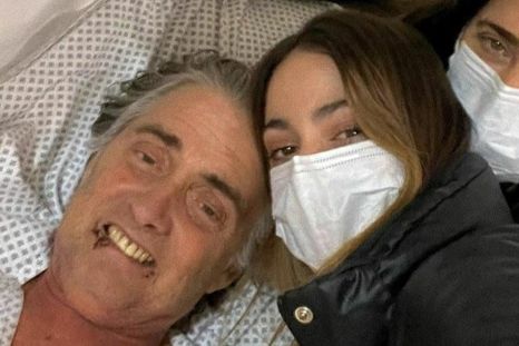 La artista, en una fuerte disputa con su padre.