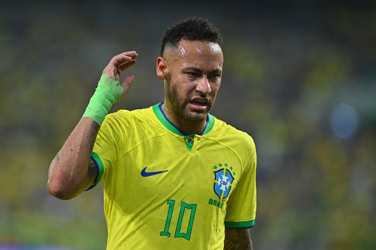 La intención de Neymar es volver a la selección brasileña. La intención de Neymar es volver a la selección brasileña.