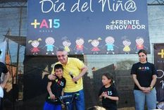 festejan dia del nino con camisetas massa 2015