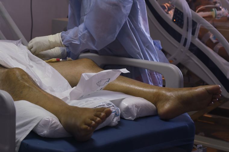 El porcentaje de muertos por covid en terapias intensivas es alto Foto: Telam