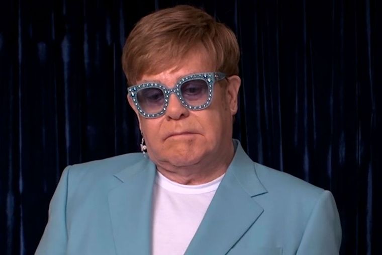 Elton John Elton John, adoptar Foto: Hola!