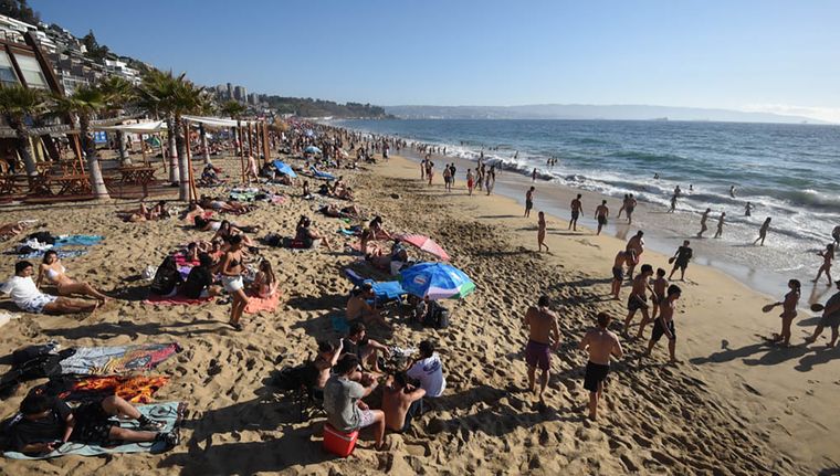 Las playas chilenas en el mes de febrero ya no cuentan con la cantidad de argentinos que se dio en enero. Foto: Marcos Garcia/MDZ