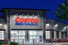 Costco es una tienda minorista que vende productos a precios mayoristas en varios mercados del mundo, una salvación para muchos vinos argentinos.