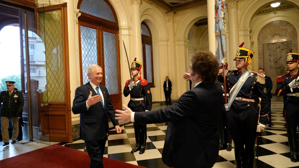 Malvinas, fronteras exprés, salida al Pacífico y un prófugo: de qué hablaron Javier Milei y José Antonio Kast