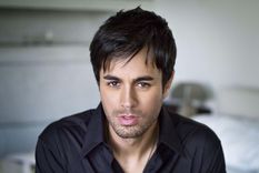 Hace dos semanas Enrique Iglesias suspendió un concierto en México debido a problemas de salud.