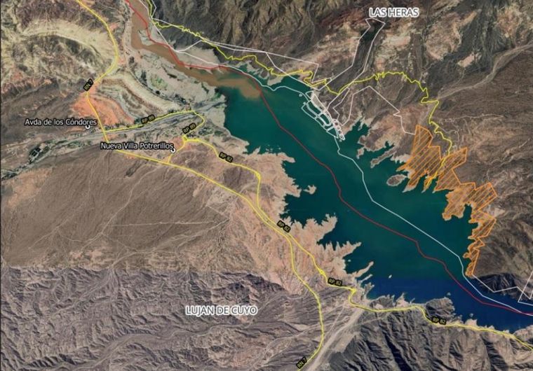 El área señalizada en color naranja es donde se instalará el proyecto de DOSADOS SA. El área señalizada en color naranja es donde se instalará el proyecto de DOSADOS SA.