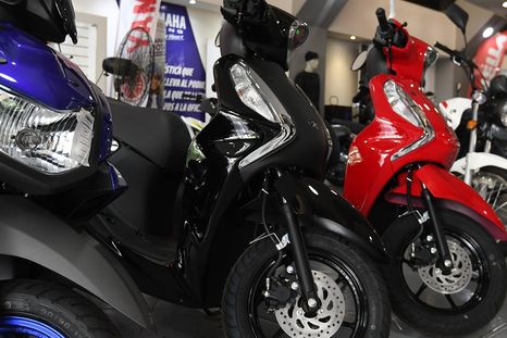 Agencias no oficiales ofrecen motos con entrega inmediata y pocas condiciones, pero luego cambian los requisitos y retienen dinero. Agencias no oficiales ofrecen motos con entrega inmediata y pocas condiciones, pero luego cambian los requisitos y retienen dinero.